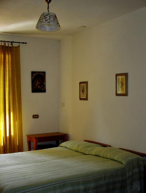雷吉纳罗苏阿诺 德玛玛萨拉旅馆酒店 客房 照片
